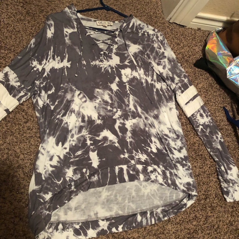 Long sleeve shirt